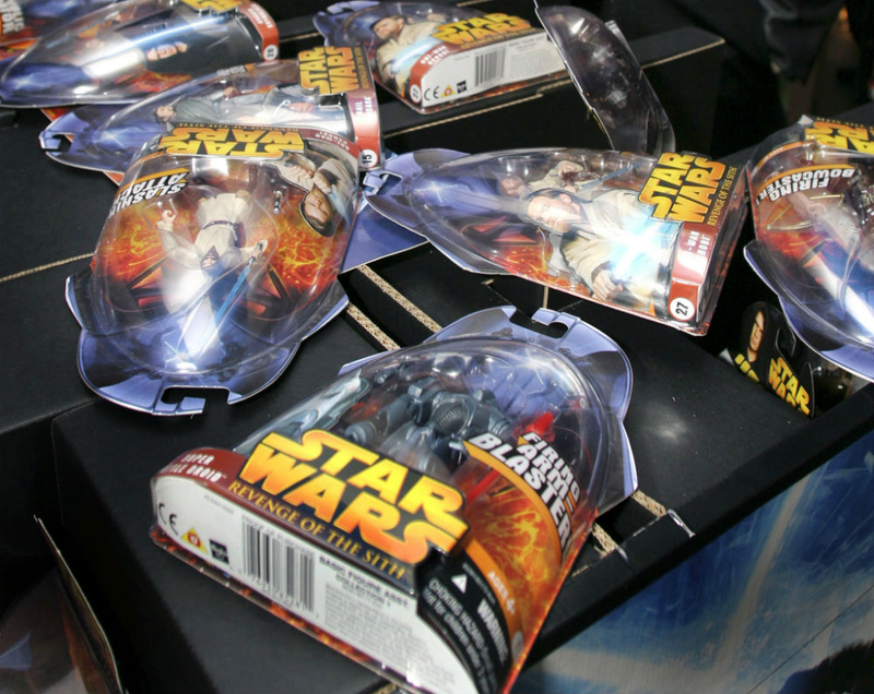 Illustration for article titled How Star Wars' Insane Toy Frenzy Changed Movies Forever